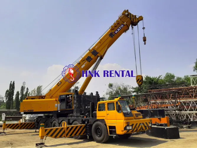 Sewa Telescopic Truck Crane  brebes